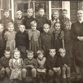 Ensimmäisen ja toisen luokan oppilaat 1947