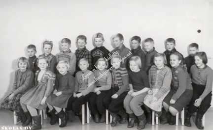 Kolmas ja neljäs luokka lukuvuonna 1954 - 1955