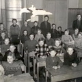 Viidennen ja kuudennen luokan oppilaita lukuvuonna 1955 - 56