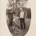 Soittajat, vasemmalla Viljo Kukkola